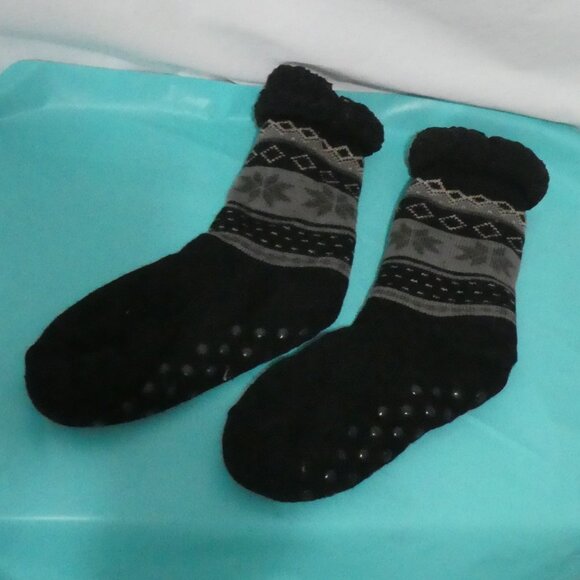 Womens Thick Cute Cozy Fuzzy Winter Warm Thermal Wool Home & Bed Socks | OS - Picture 1 of 14